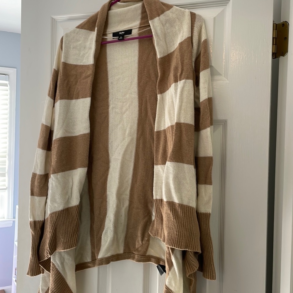 Open front stripes sweater